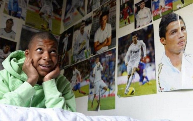 Kylian Mbappe – Siêu tài năng của bóng đá thế giới Mbappe Bao Nhiêu Tuổi